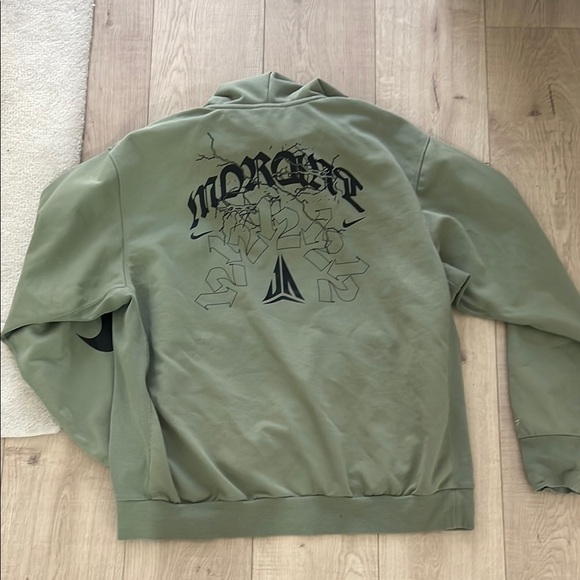 Ja Standard Issue
Men's Dri-FIT Pullover Basketball Hoodie - Picture 2 of 4